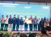 Pemko Solok Terima Penghargaan Penyelenggaraan Statistik Sektoral Terbaik