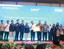 Pemko Solok Terima Penghargaan Penyelenggaraan Statistik Sektoral Terbaik