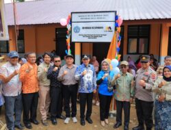 Sabar AS Resmikan Sekolah 16 Siparayo, Usai dibantu PT Bank Mega