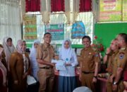 Pemko Payakumbuh Serahkan Bantuan 17 Anak Yatim Piatu di Kota Payakumbuh