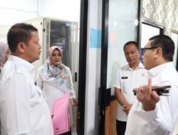 Pj Wali Kota Sidak kantor Dinas Kependudukan Catatan Sipil