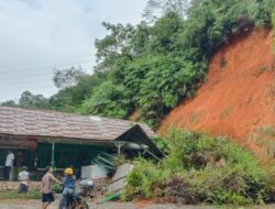 Akibat Curah Hujan, Banjir Dan Longsor Terjadi Di Tanjung Gadang Sijunjung