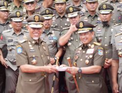 Dipimpin Mendagri, Puncak HUT Ke-74 Satpol PP dan Ke-62 Satlinmas Tahun 2024 Digelar di Halaman Kompleks Istana Gubernur Sumbar