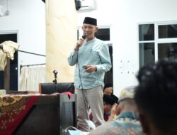 Wadan Lantamal II Padang Serahkan Bantuan Hibah ke Masjid Jami’atul A’la Bayang