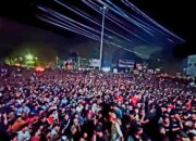 Ribuan Orang Menyemut di Halaman Kantor Gubernur Sumbar, Nobar Timnas VS Uzbekistan di 7 Titik