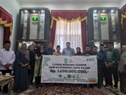 Pemprov Sumbar Terima Bantuan Penanganan Bencana dari Masyarakat Kota Batam Senilai Rp 1.05 Miliar