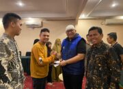 Dukung Keberhasilan Kafilah, Pemko Padang Serahkan Uang Pembinaan