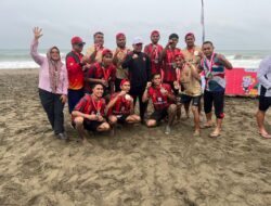 Tim Bola Tangan Sumbar Raih Medali Perak di Nomor Beach