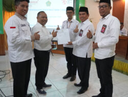 Kemenag Kota Padang Terima Tanah Hibah dari Pemko Padang