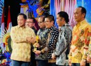 Pemprov Sumbar Terima Penghargaan UWN 2024 dari Kemendagri
