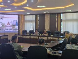 Asosiasi Tenaga Kependidikan Kepastian Masa Depan Mereka