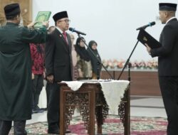 Yozarwardi Usama Putra Resmi Menjadi Pj Sekda Sumbar