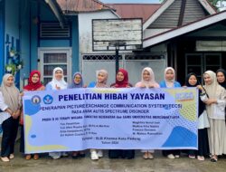 Penerapan PECS pada Anak Autis Spectrume Disorder di SLB Khansa Kota Padang