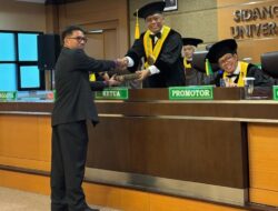 Tamatkan Pendidikan S3 Pasca Sarjana Unpad Bandung, M.A. Dalmenda Sandang Gelar Doktor