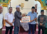 Pemprov Kucurkan Rp 125 Juta untuk Renovasi Rumah dan Masjid