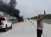 Apes, Mobil Pajero Terbakar di Ruas Tol Pekanbaru-Bangkinang