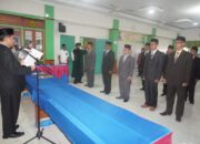 Edy Oktafiandi Lantik dan Ambil Sumpah Sembilan Pejabat Kemenag Kota Padang