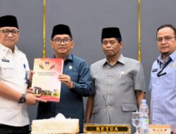 DPRD Tetapkan Sejumlah Ranperda di Masa Sidang II