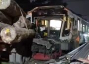 Kecelakaan KA CL Akibat Truk Terobos Rel, KAI Ingatkan Itu Melanggar Hukum