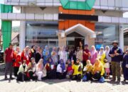 Pindah ke Kantor Baru, TP-PKK Kota Padang Panjang Gelar Gotong Royong