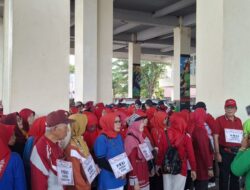 HUT ke-63, PWRI Gelar Jalan Sehat dan Aksi Peduli Lingkungan