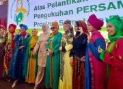 Batik Rendang Tampil Memukau di Prosesi Pelantikan dan Pengukuhan DPW Persami Sumbar