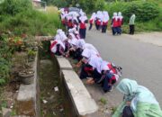 Pelajar MAN 1 Padang Panjang Ikut Aksi Papa Goro di Kelurahan Ganting