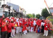 Jalan Santai, Semarakkan HUT ke-80 RI di Komplek Perumahan Pondok Pinang