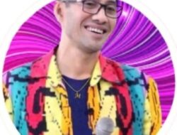 Politisi dalam Penggunaan Media