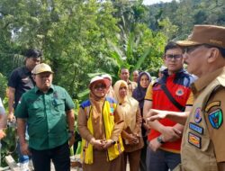 Warga Desak Segera Bangun Jembatan Gantung Kampung Tanjung