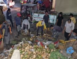 Galakkan Aksi Bersih Pasar, Antisipasi Lonjakan Sampah di Hari Balai