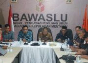 Dorong Transparansi Publik, Bawaslu dan KI Lakukan Pembinaan ke Mentawai