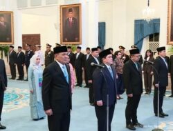 Presiden Prabowo Lantik 11 Pejabat Baru, Djamari Chaniago Jadi Menko Polhukam