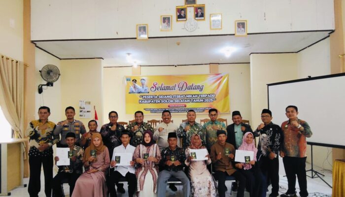42 Pasangan di Solok Selatan Resmi Nikah Lewat Sidang Isbat Terpadu 2025