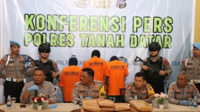 Tiga Tersangka Kurir Diringkus, 27 Paket Ganja Diamankan Aparat