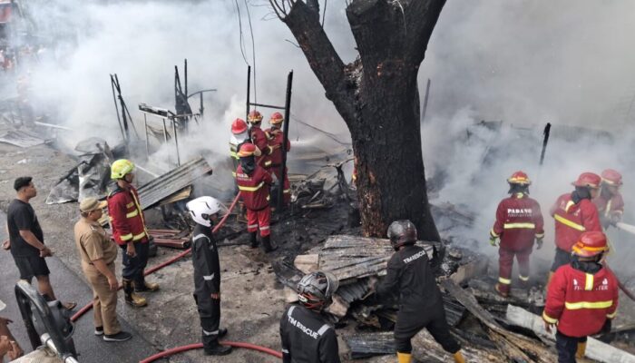 Ibu dan Anak Tewas Terpanggang dalam Kebakaran di Alai Parak Kopi, Padang
