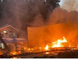 Monumen Kapal Wisata Siti Nurbaya Terbakar, Kerugian Capai Rp100 Juta