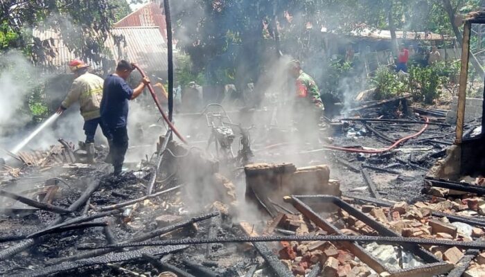 Kebakaran Satu Unit Rumah, Empat Sepeda Motor Ikut Musnah