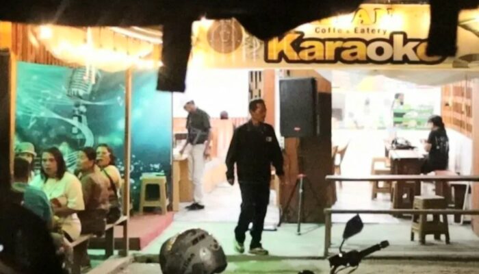 Tak Terima Ditertibkan, Pemilik Kafe Ancam Petugas dengan Sajam