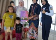 Ada Sentuhan Kasih di Hari Ibu, Berbagi Apresiasi untuk Penumpang Perempuan