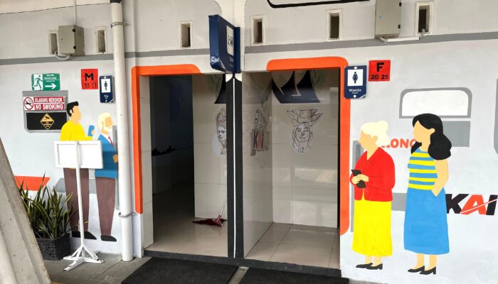Tingkatkan Layanan Nataru, Upayakan Toilet Estetik di Stasiun Padang