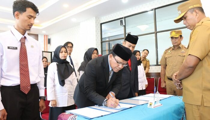 Dua Eselon II, 11 Pejabat Fungsional dan Satu Pengawas Dilantik