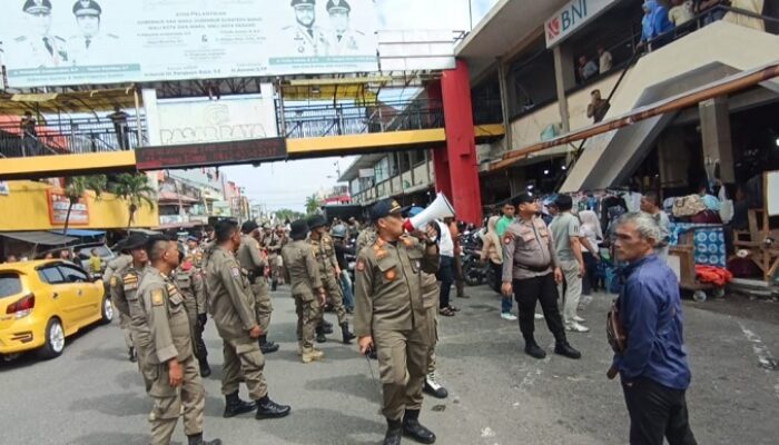 63 Pedagang Direlokasi, Tata Kawasan Selasar Pasar Raya