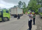 Truk Rusak dan Gagal Nanjak, Jalur Padang-Solok via Sitinjaulauik Tersendat