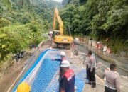 Ditarget Rampung Sebelum Lebaran, Perbaikan Jalan Terban KM 66.700 Lembah Anai Dikebut