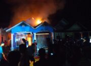 Diduga Akibat Korsleting, Empat Rumah Hangus Terbakar di Pesisir Selatan