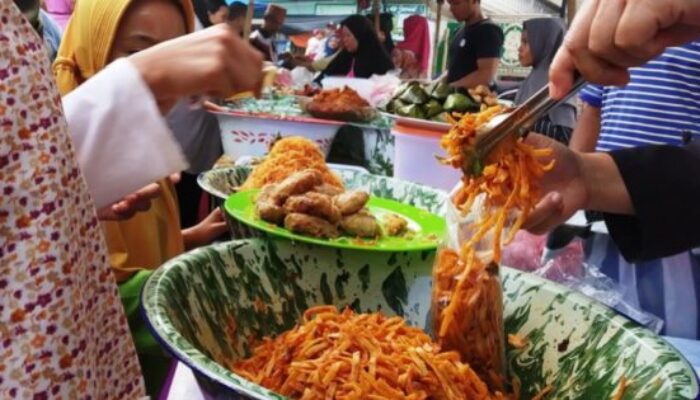 Sediakan Ragam Kuliner, Pasa Pabukoan Hadir di RTH Imam Bonjol