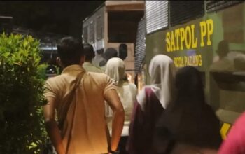 Keluyuran Hingga Dini Hari Ramadhan, Sejumlah Remaja Perempuan Diamankan