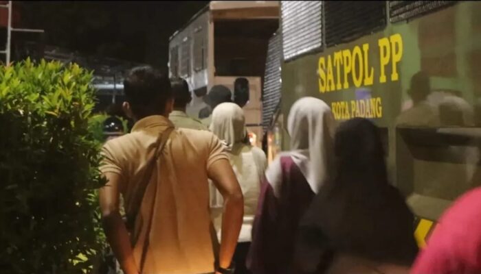 Keluyuran Hingga Dini Hari Ramadhan, Sejumlah Remaja Perempuan Diamankan