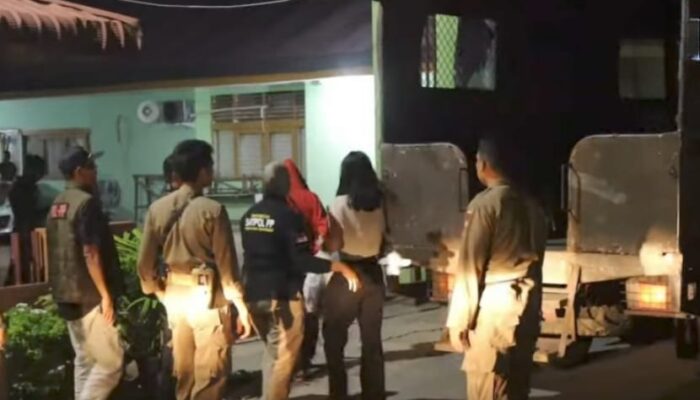 3 Wanita Diamankan Satpol PP dalam Patroli Dini Hari